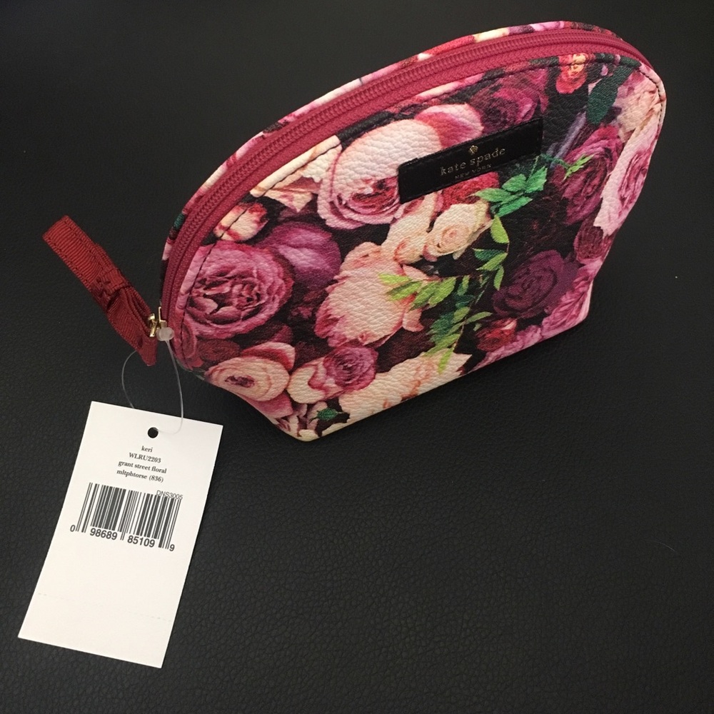 BNWT Floral Rose Zip Cosmetic Pouch